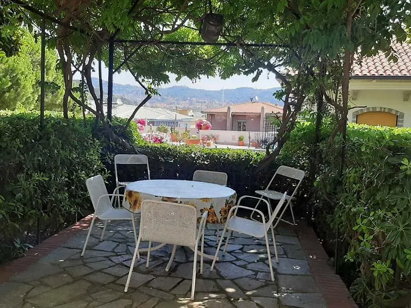 Casa Gazzano Vila Imperia Casa de Férias