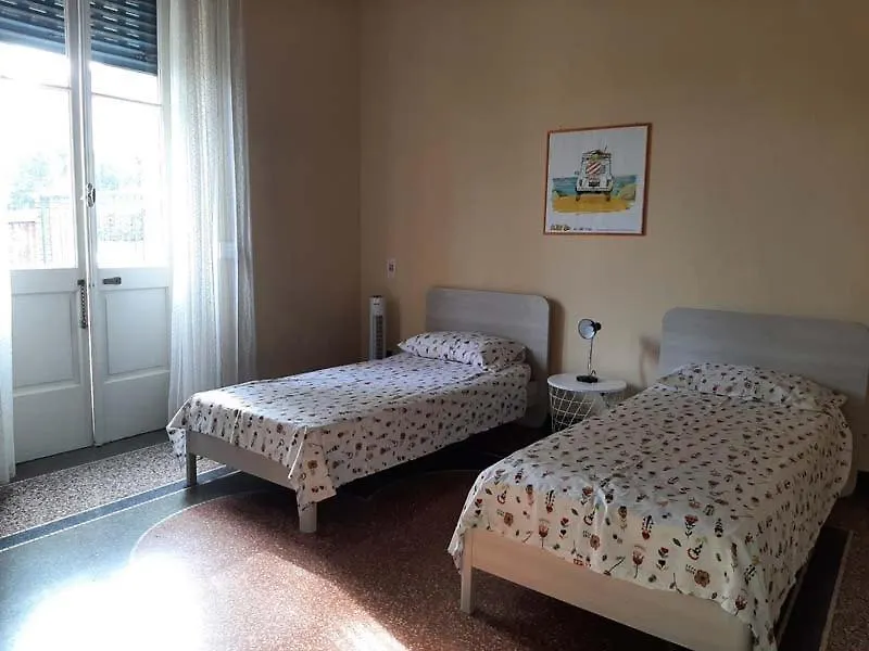 Casa Gazzano Vila Imperia 0*,