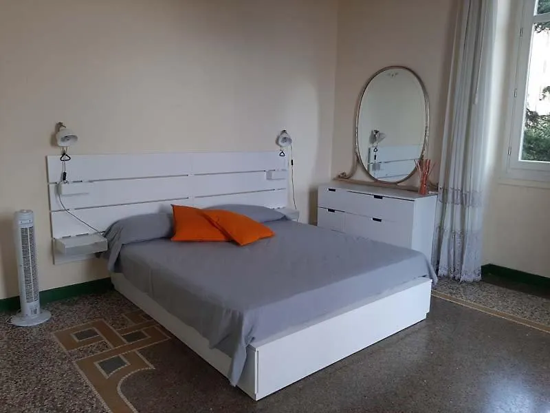 Casa Gazzano Vila Imperia Itália