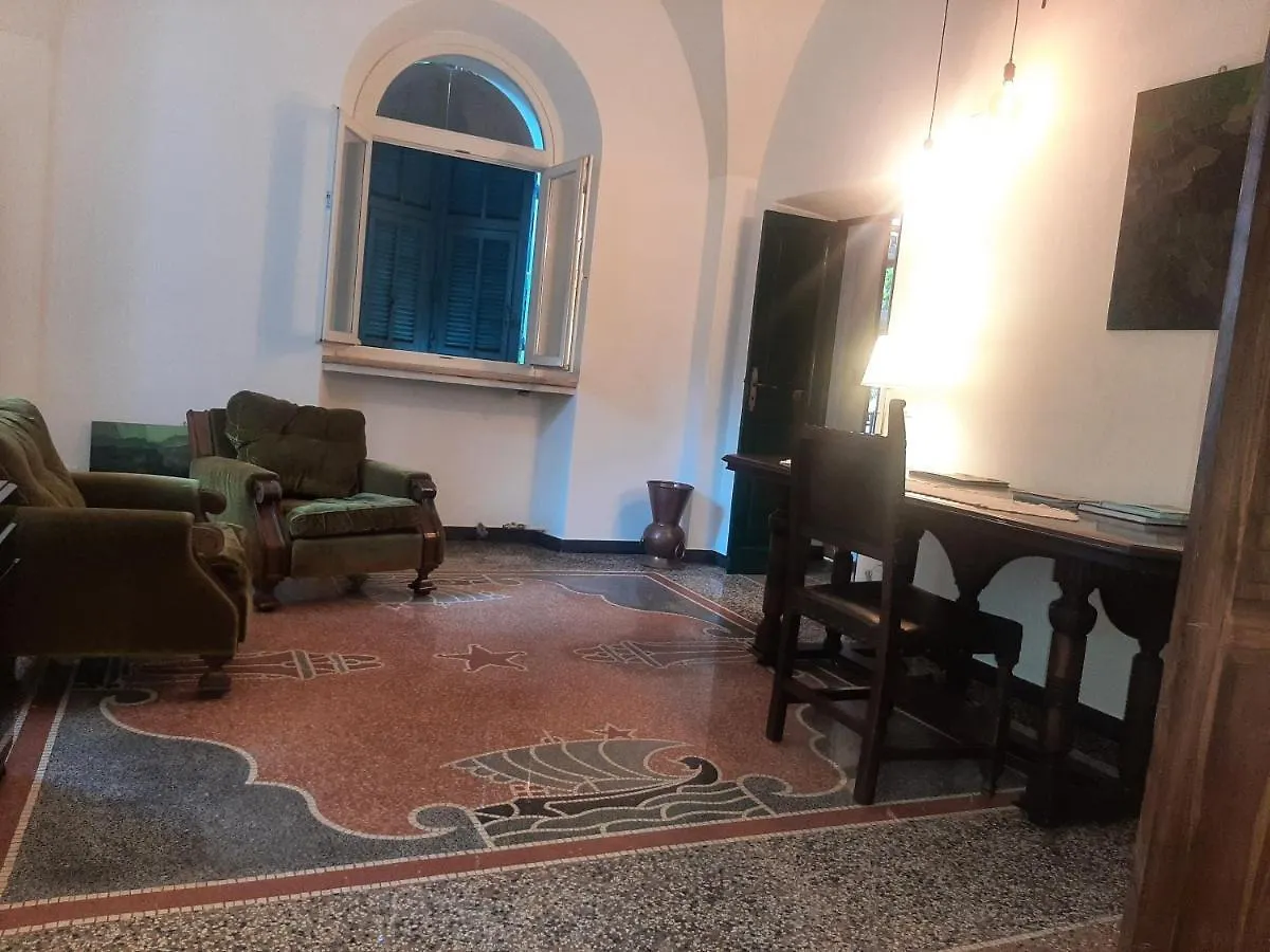 Casa Gazzano Vila Imperia 0*,  Itália